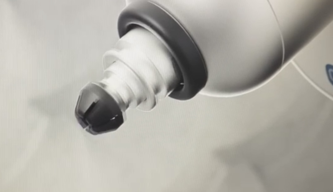 Entegre Elektrikli Fırçasız DC Motor Kullanan Kol Robot Tornavida Robotik Vida Kilitleme Makinesi