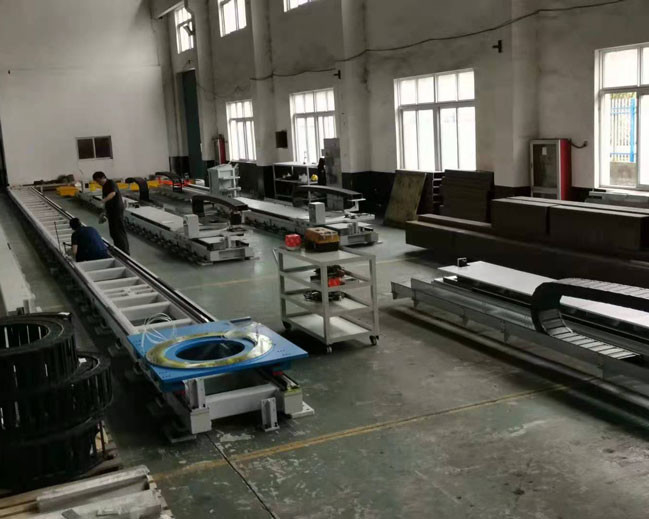 Yağlama Robotu Lineer Ray Ağır Hizmet Pedalı Zemin Rayları Çevresel Kirliliklere Karşı Son Derece Duyarsız