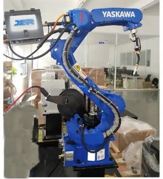 Yaskawa Endüstriyel Lazer Kaynak Robotu Sistemi 6 Eksen Boru Ark Kaynak Robotu Makinesi AR1440