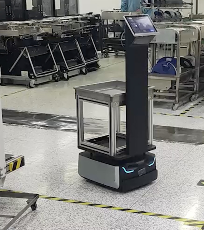 HDMI bağlantısı olan Yüksek Hızlı Özerk Mobil Robot Uzun Pil Süresi 500M*500M Haritalama Alanı